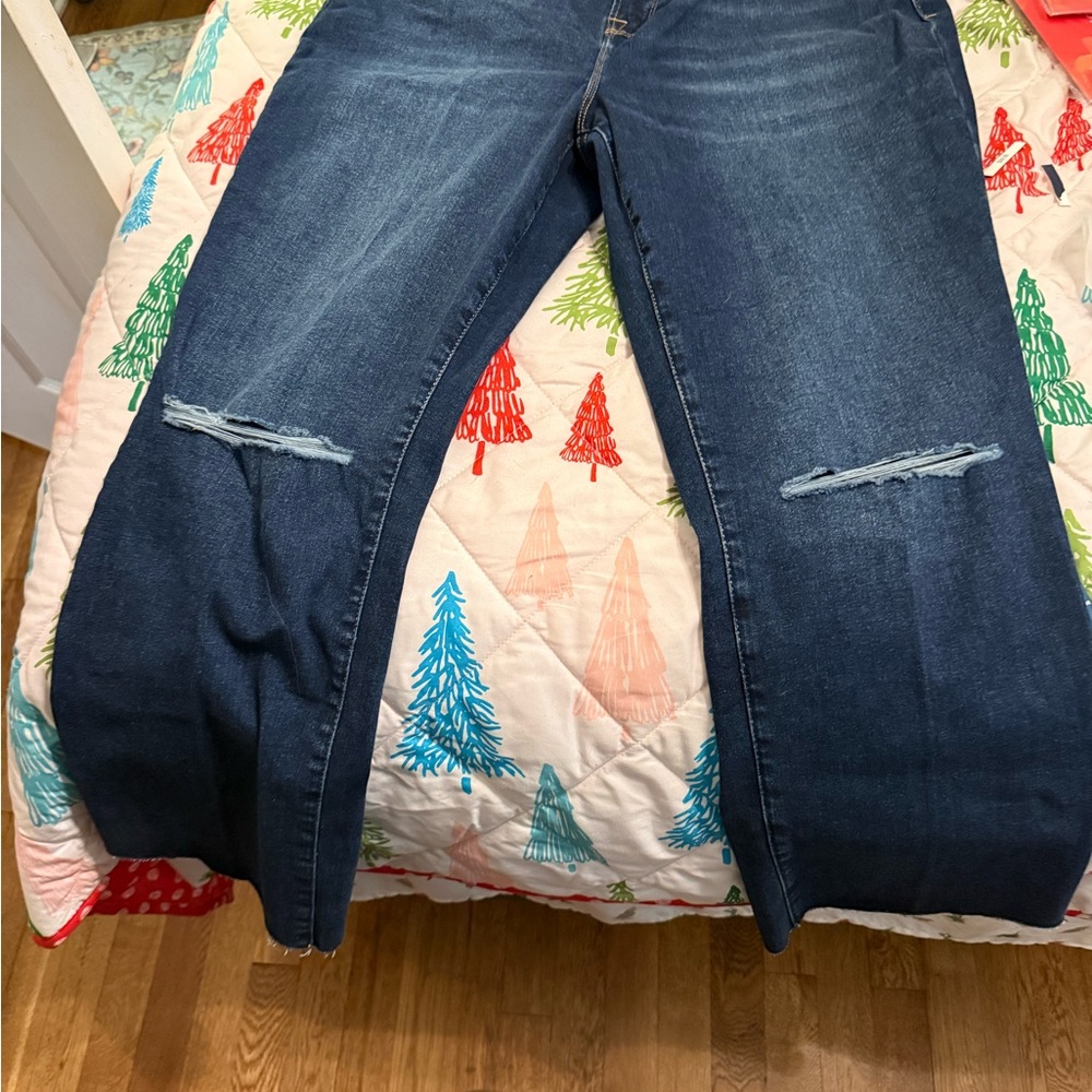 Good American Distressed Blue Boyfriend Jeans - Picture 5 of 5